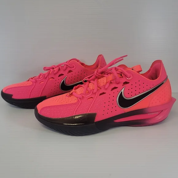 Nike GT Cut 3 Hyper Pink Black Basketball Shoes Mens Size 9.5 DV2913-600
